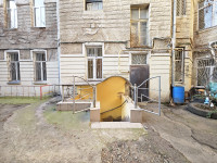 listing-small