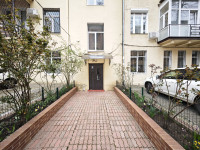listing-small