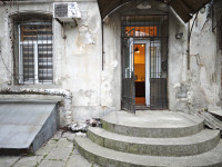 listing-small