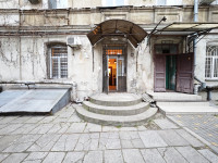 listing-small