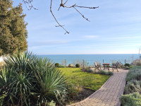 listing-small