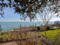 listing-small