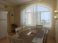 listing-small