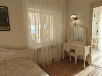 listing-small