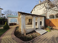 listing-small