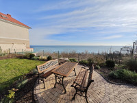 listing-small