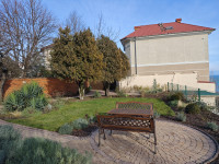 listing-small